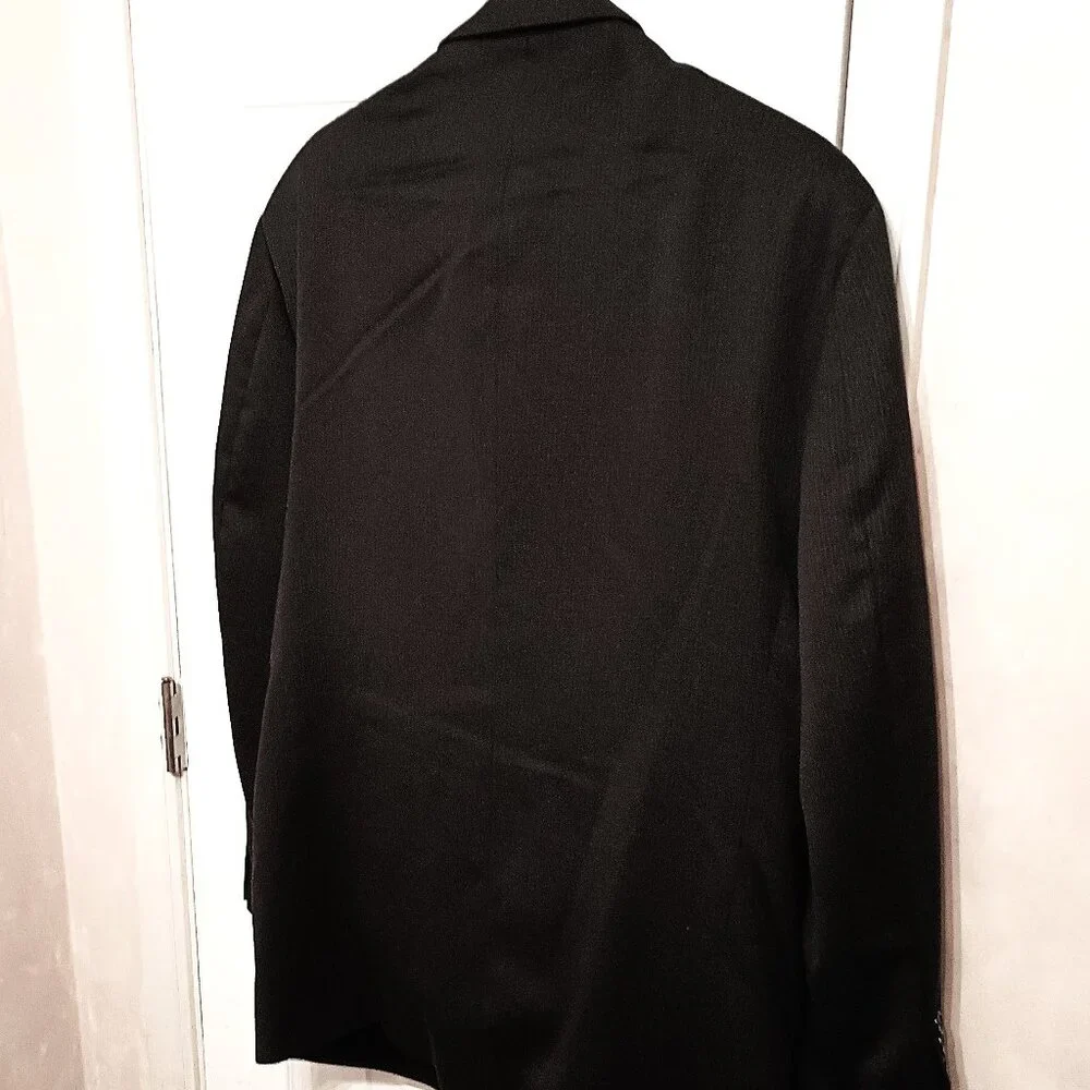Classic Black Men's Suit - Picture 3 of 15